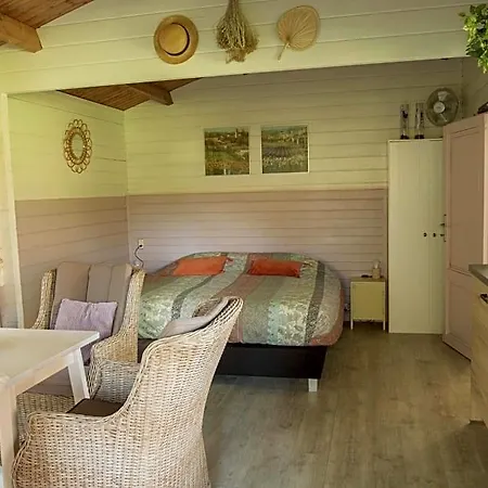 Bed & Breakfast Ben In Broek 3*