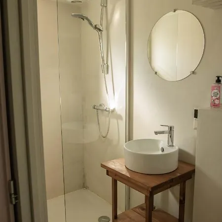 לינה וארוחת בוקר Ben In Broek